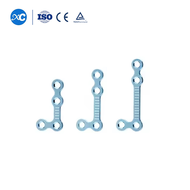 2.0 Ортогнатическая мини-пластина 90°L 